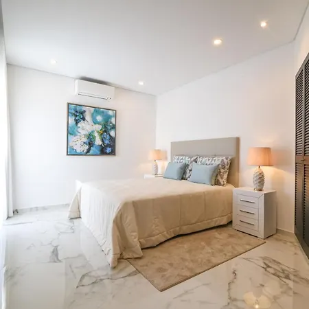 Apartment Penthouse With Amazing View *