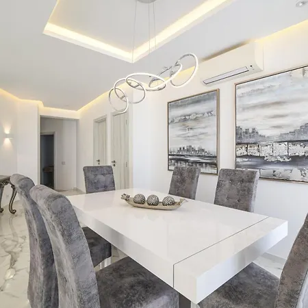 Penthouse With Amazing View Apartment *