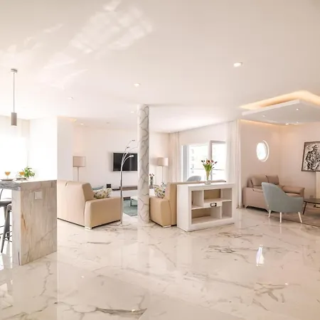 Penthouse With Amazing View *