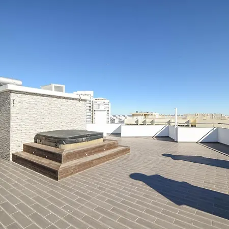 Penthouse With Amazing View *